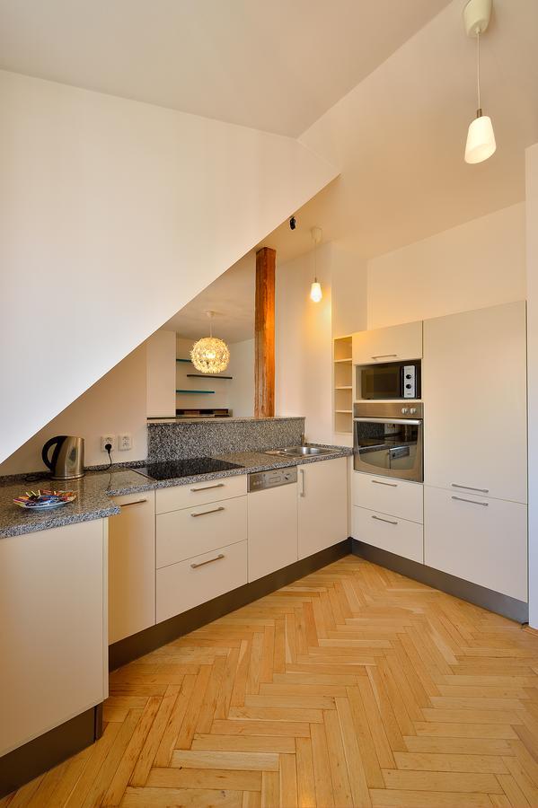 Ambiente Serviced Apartments - Tallerova Братислава Экстерьер фото