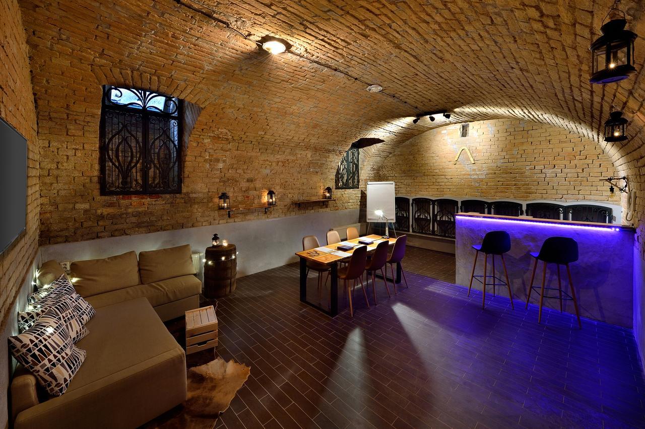Ambiente Serviced Apartments - Tallerova Братислава Экстерьер фото