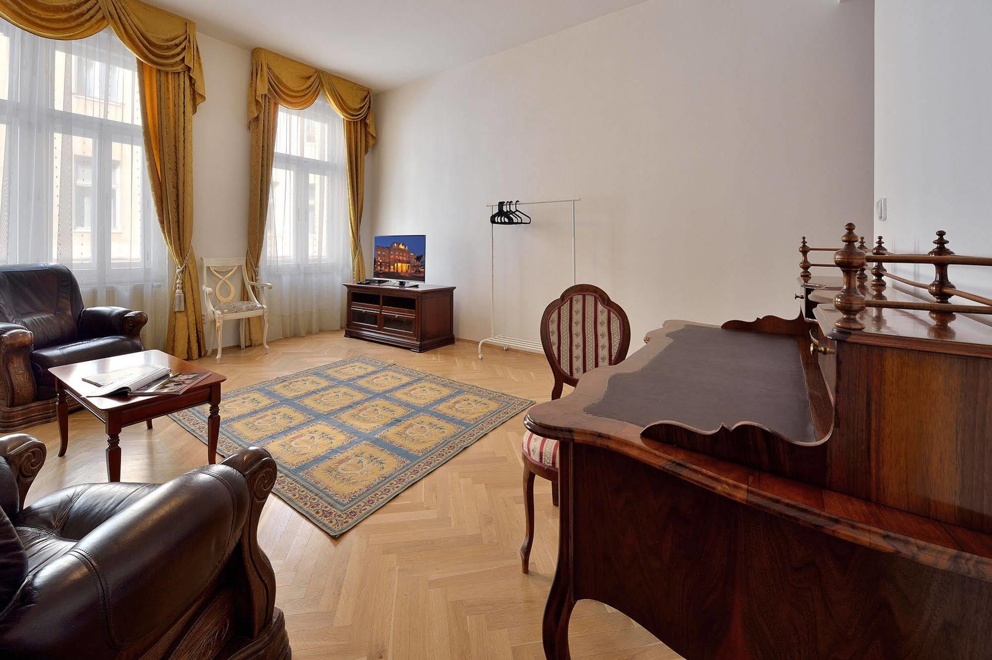 Ambiente Serviced Apartments - Tallerova Братислава Экстерьер фото