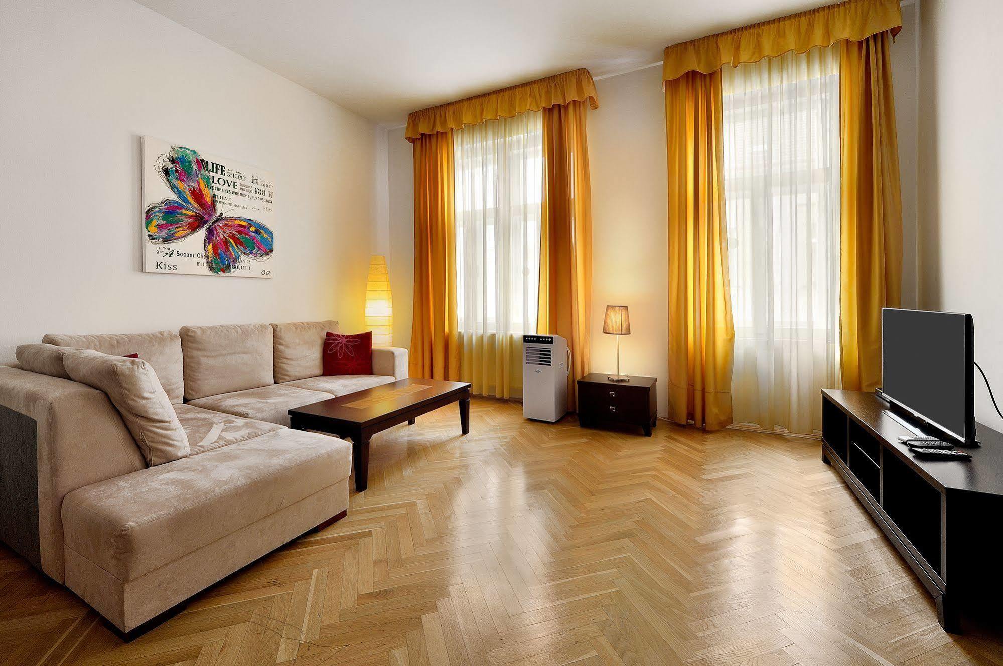 Ambiente Serviced Apartments - Tallerova Братислава Экстерьер фото