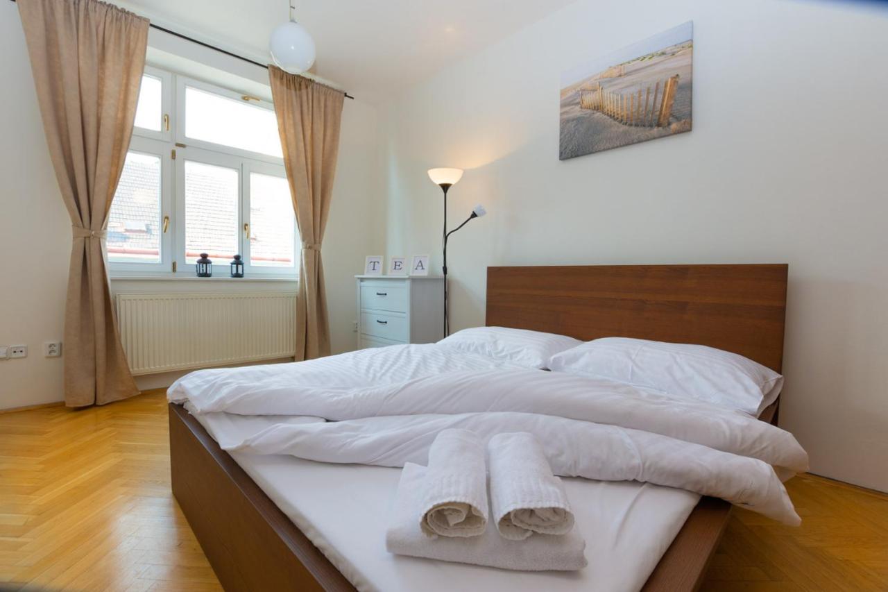 Ambiente Serviced Apartments - Tallerova Братислава Экстерьер фото