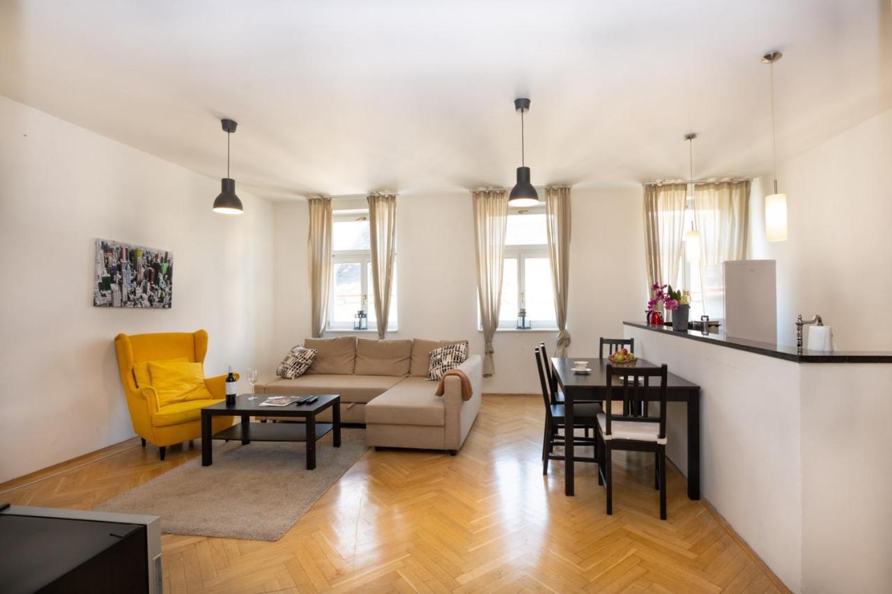 Ambiente Serviced Apartments - Tallerova Братислава Экстерьер фото